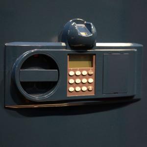 Взломостойкий сейф Burg–Wachter MTD 48 E*F с электронным кодовым замком