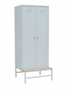 Металлический шкаф для одежды на подставке с деревянной скамьей